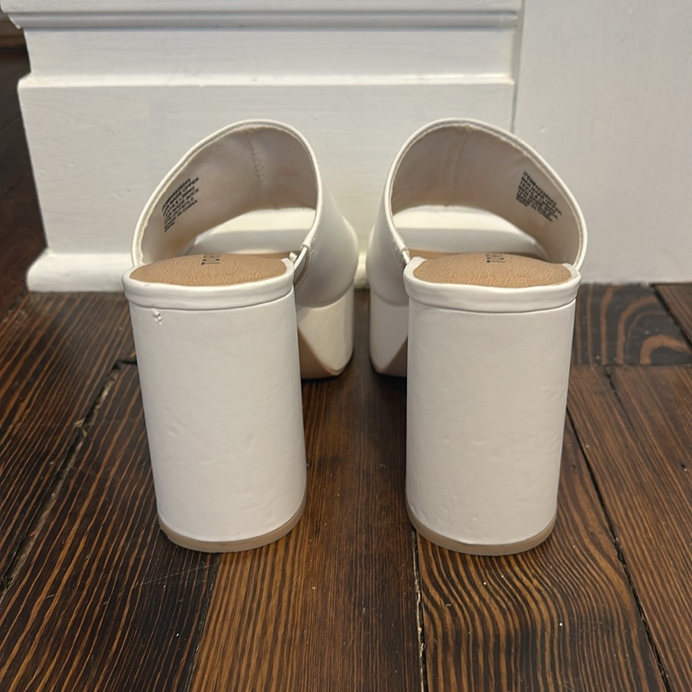 torrid White Platform Mule Heels - Picture 2 of 5